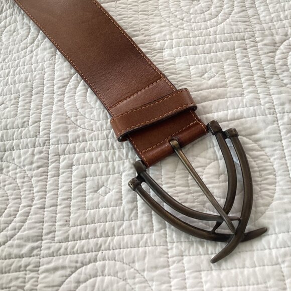 Handcrafted Brown Leather Belt With Unique Crossed Metal Hook Buckle Size 30 - Picture 14 of 14